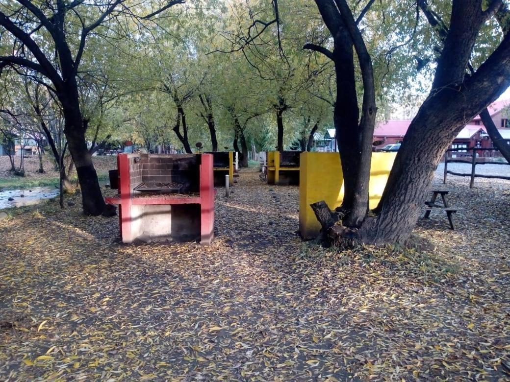 Camping Y Hostal El Ovejero Эль-Калафате Экстерьер фото